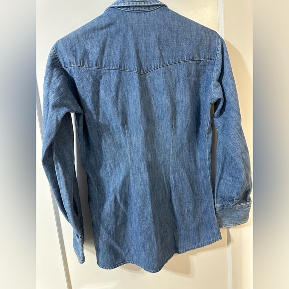 Rare vintage made in Canada Levi’s denim shirt size small - Picture 9 of 16